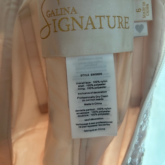 Beautiful Galina Signature SWG605 gown from David’s Bridal’s designer line. - Picture 7 of 9